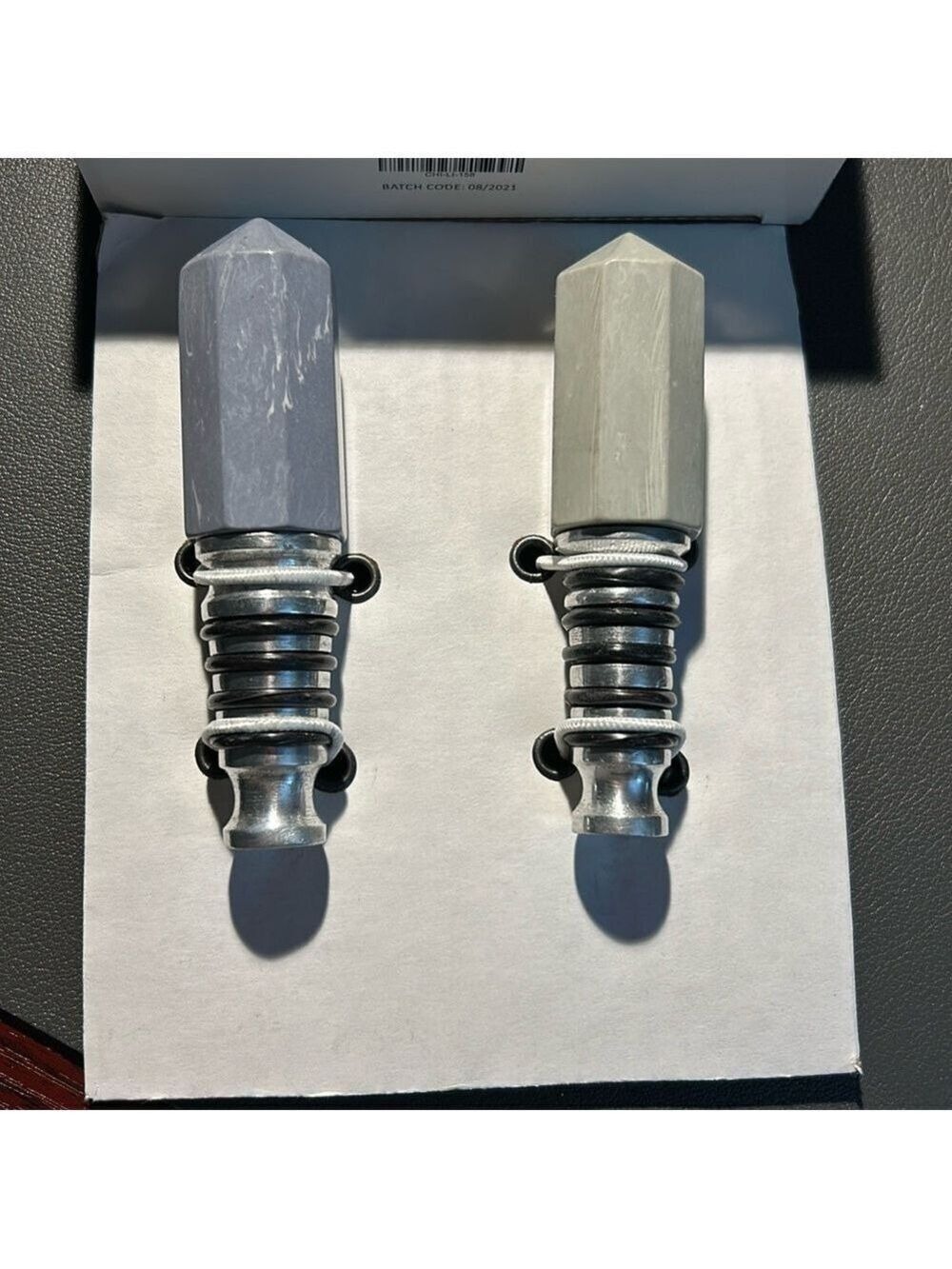 chic & tonic Wine Stoppers Set of 2 New in Box